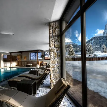 Monte Pana Dolomites 4*